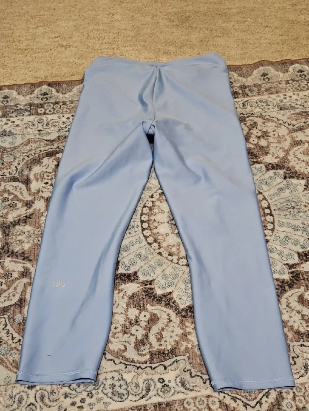 Alo Yoga Light Blue High-Waist Capri Leggings Size M